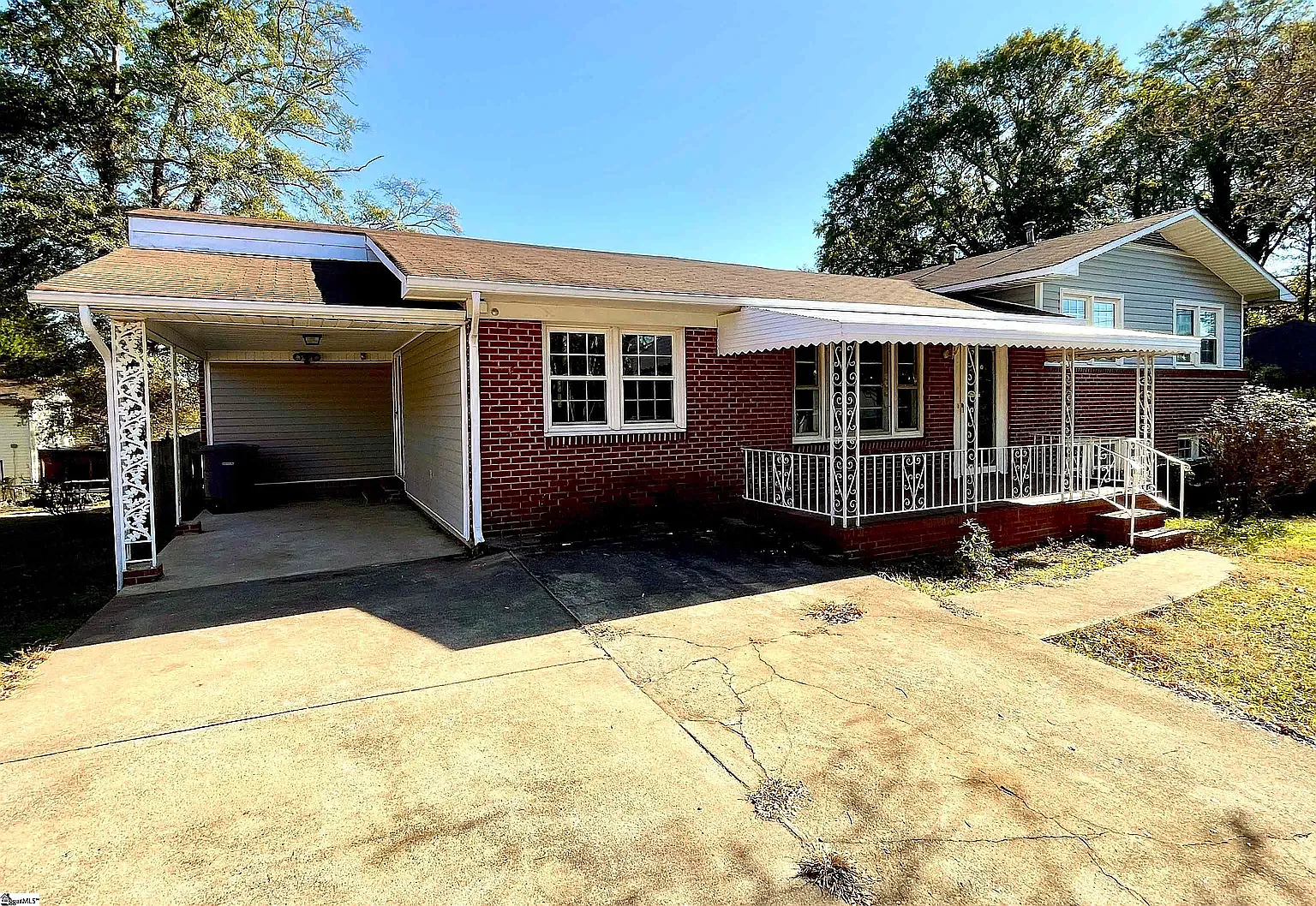 3 bed, 1833 sqft, $1,995 — Photo 2