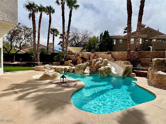 2nd image of 8913 Saint Pierre Dr