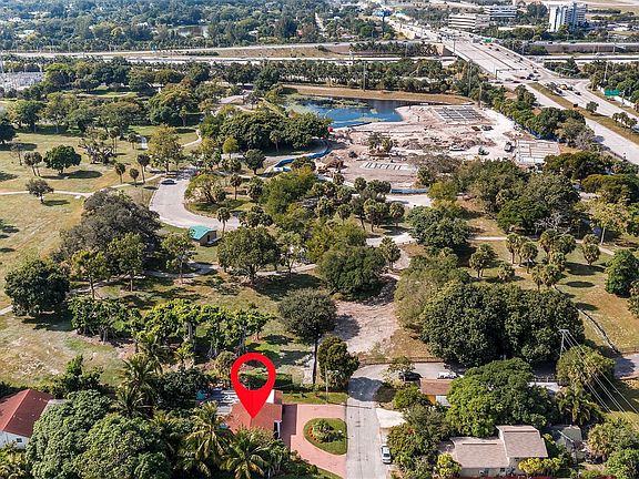 2nd image of 946 Alamanda Road