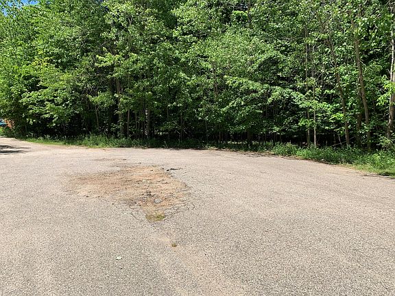 3rd image of 0 Crockery Woods Dr