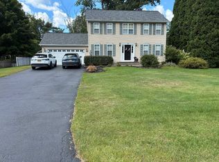 5 Carriage Way, Ballston Spa, NY 12020