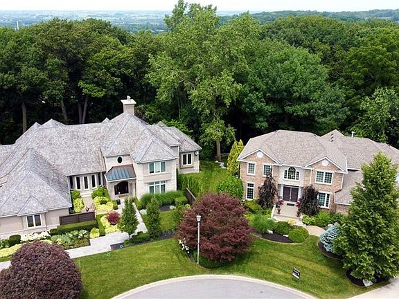 4th image of 6431 Rockcliffe Ests