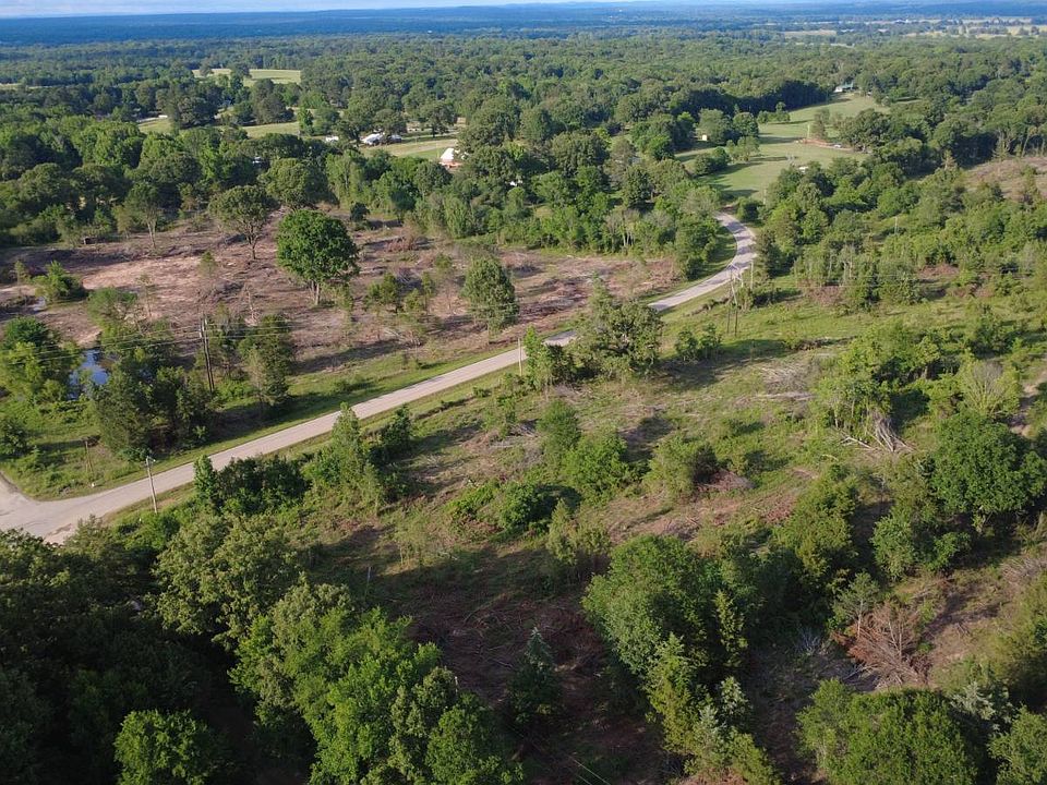1st image of 101 Bluebird Ln