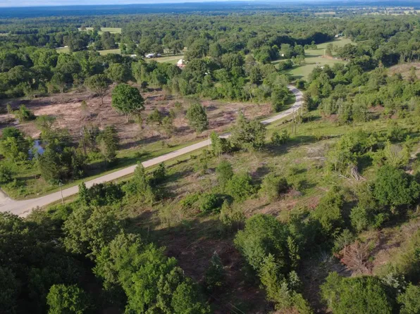 101 Bluebird Ln, Valliant, OK 74764