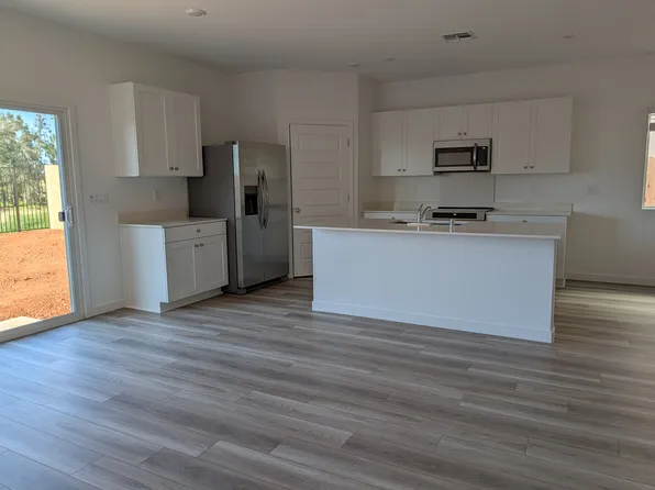1 Ironbow Way, Rancho Cordova, CA 95742