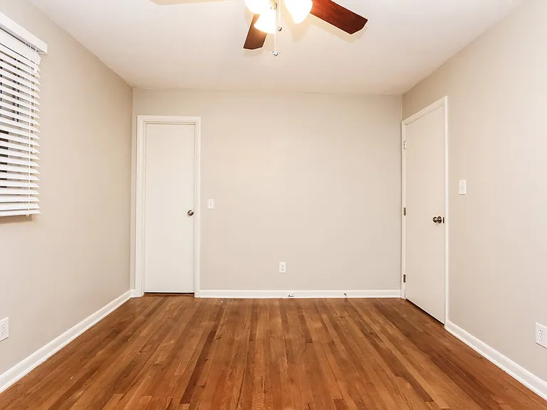 7605 Kimberly Dr — Photo 9