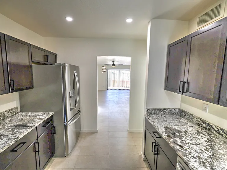 5144 N Avenida Primera — Photo 3