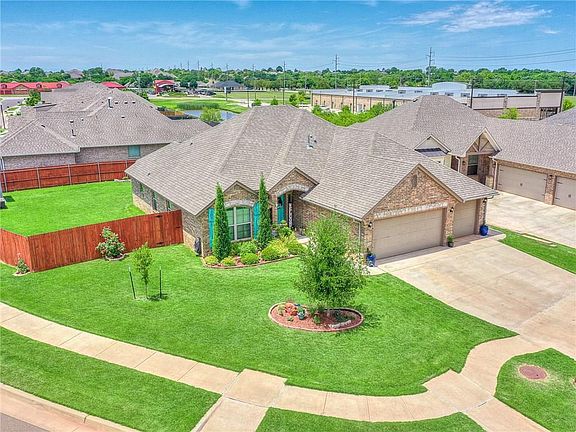 5th image of 19201 Rush Springs Ln