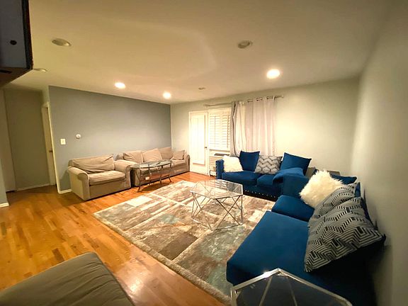 3rd image of 8541 Lotus Ave APT 818