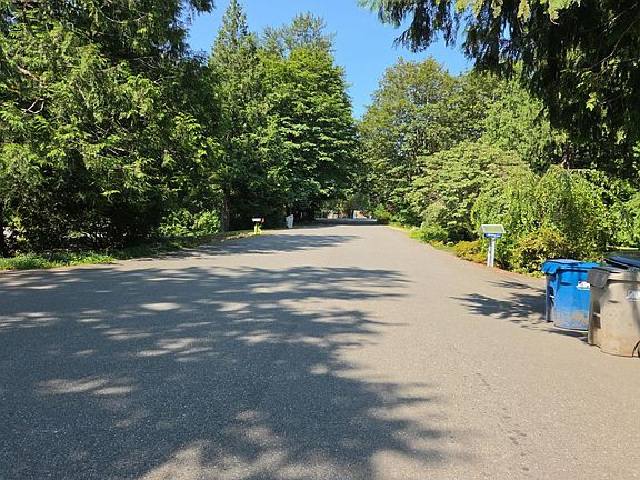 4th image of 43621 SE 142nd St