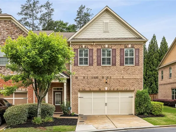 127 Barkley Ln, Sandy Springs, GA 30328