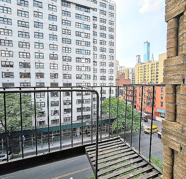 173 3rd Ave #5C — Photo 13