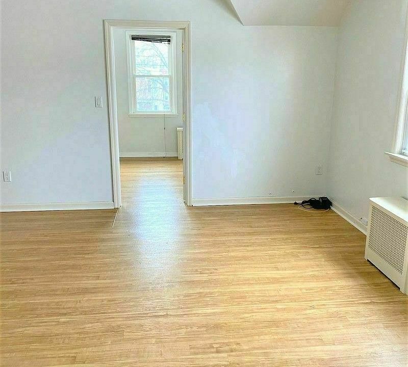 1st image of 1059 Ovington Ave #3A