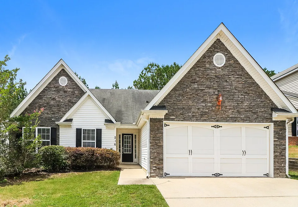 216 Overlook Dr
