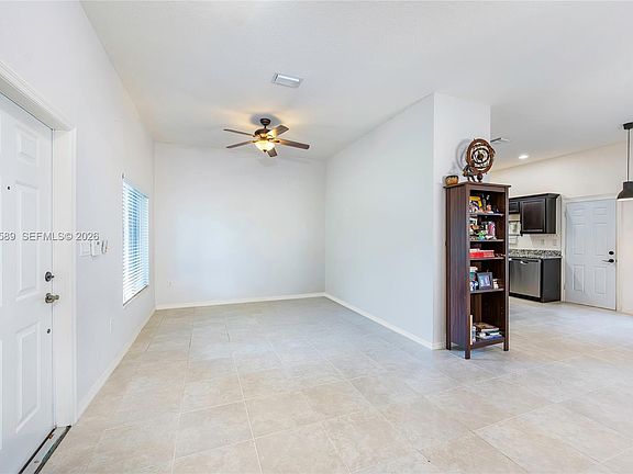 5th image of 2343 SE 16th Pl