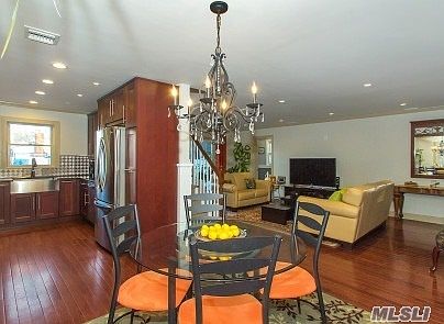 3rd image of 187 Cadman Ave