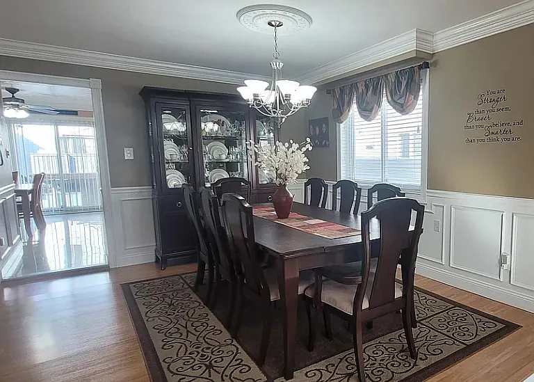 37 Marne Ave — Photo 2