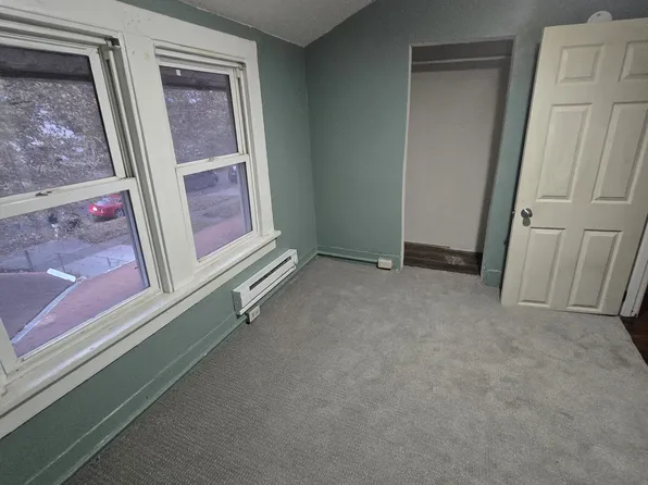 1307 E 13th St APT 3, Des Moines, IA 50316