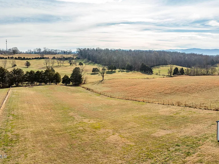133 Paynetown Rd — Photo 42