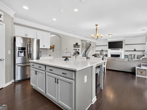 505 Anfield Dr, Woodstock, GA 30188