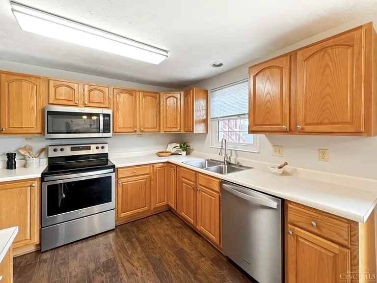 4214 Hanover Dr — Photo 9