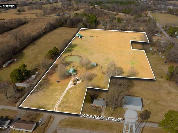 206 Hopewell St, Gleason, TN 38229