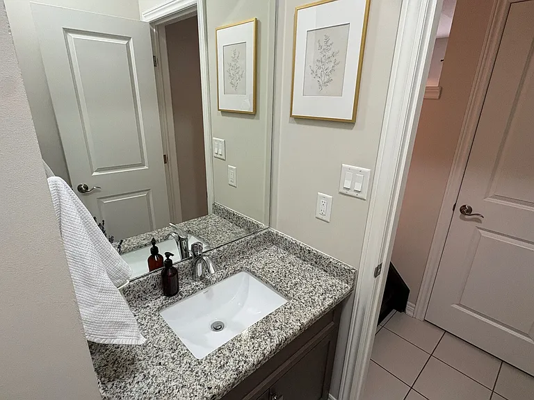 7 Sonoma Valley Cres — Photo 10