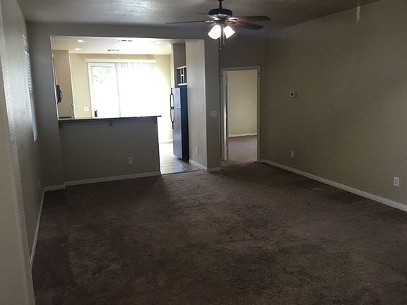 3rd image of 11607 Vesuvio Ct