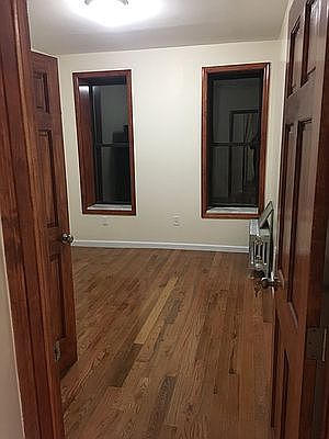 3rd image of 345 E 83rd St APT 15