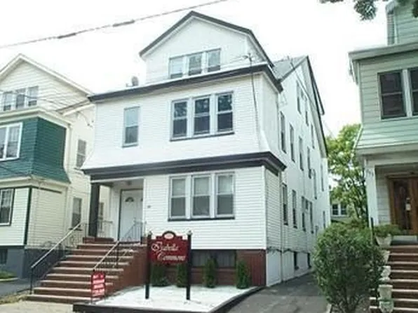 295 Isabella Ave, Irvington, NJ 07111