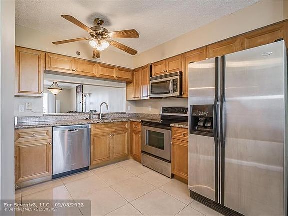 3rd image of 2202 S Cypress Bend Dr APT 905