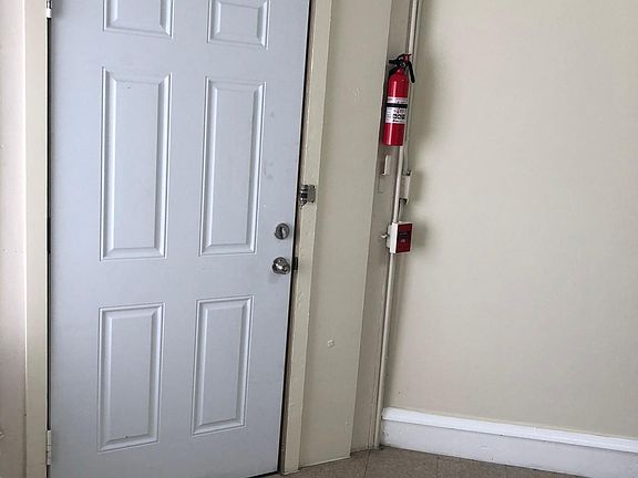 3rd image of 2548 N 12th St #1F