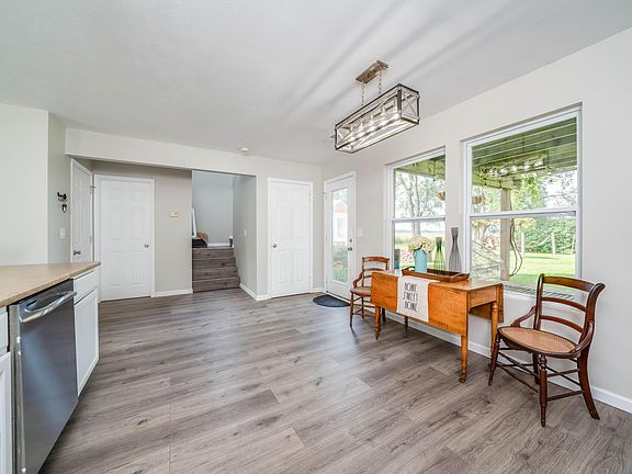 3rd image of 1548 Notley Field Ln