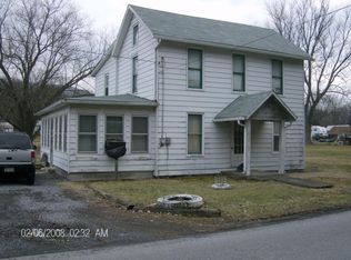 62 Spring Run Rd, Mill Hall, PA 17751