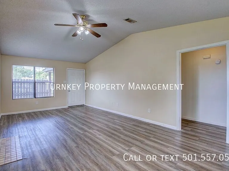 1 Shelby Rd — Photo 10