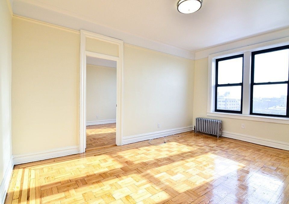 1st image of 4323 40th St APT 6D