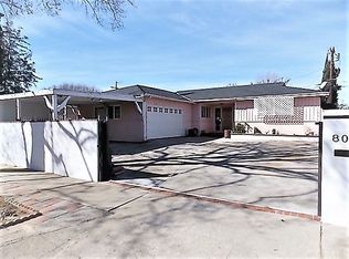 8009 Crosnoe Ave, Panorama City, CA 91402