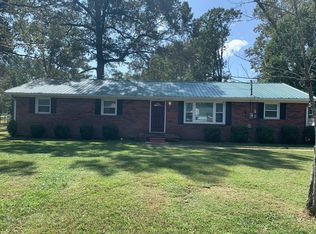 912 Royal Trl, Manchester, TN 37355