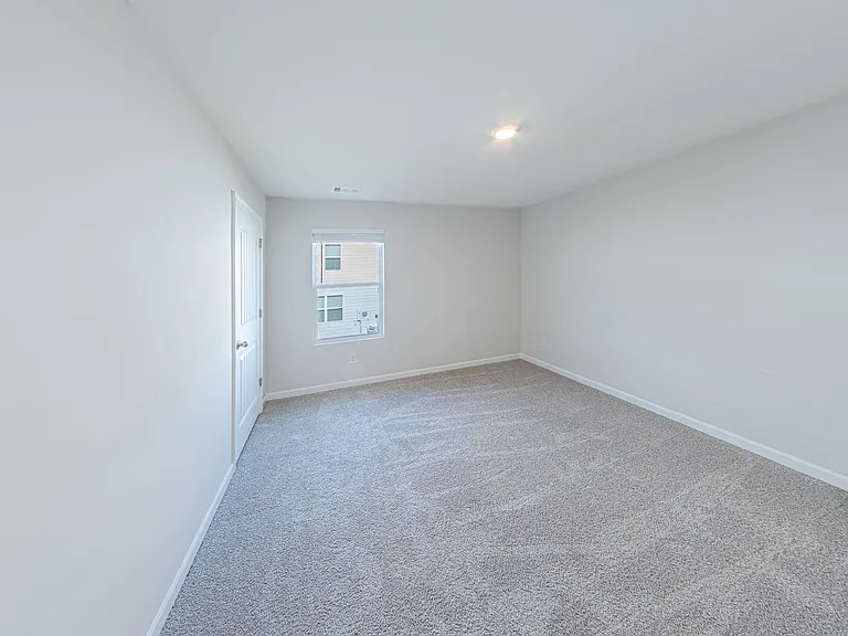 2473 Bayberry St — Photo 3