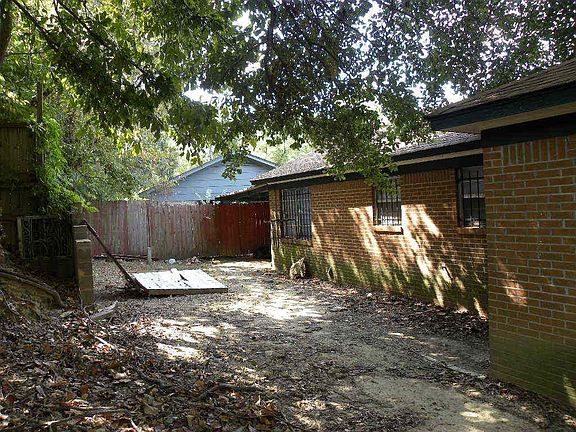 3732 South Ridge Avenue, Memphis, TN 38128