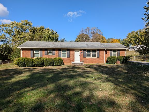 2nd image of 2310 Denham Ave