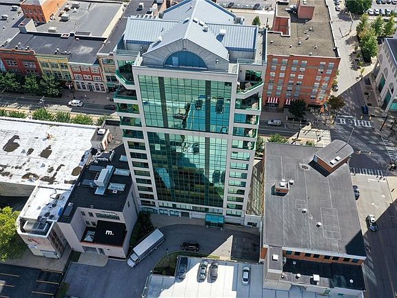 3rd image of 600 Main St #1203