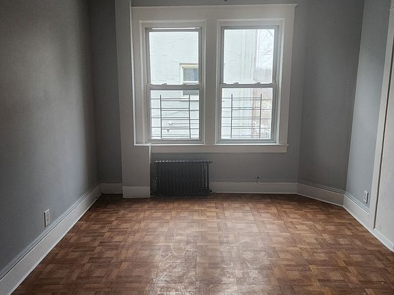 2nd image of 87 William St #1
