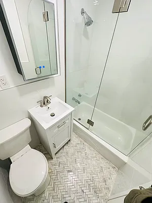 Rented by CitySites Real Estate Group | media 7