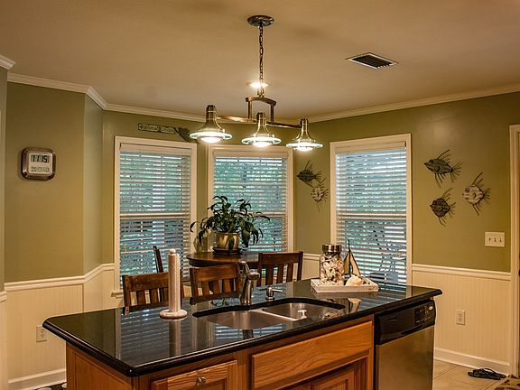 5th image of 344 Woodward Cir