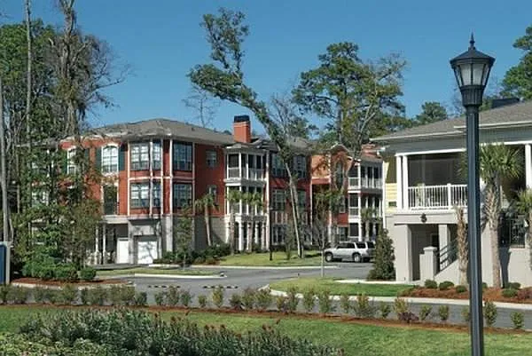 Whitemarsh Way, Savannah — Photo 1