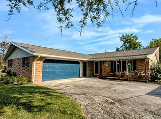 15694 Beechwood Rd, Findlay, OH 45840