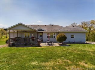 106 Bogey Ln, Gravois Mills, MO 65037