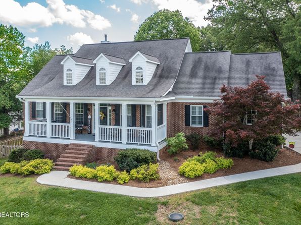 210 Vineyard Cove Dr, Loudon, TN 37774