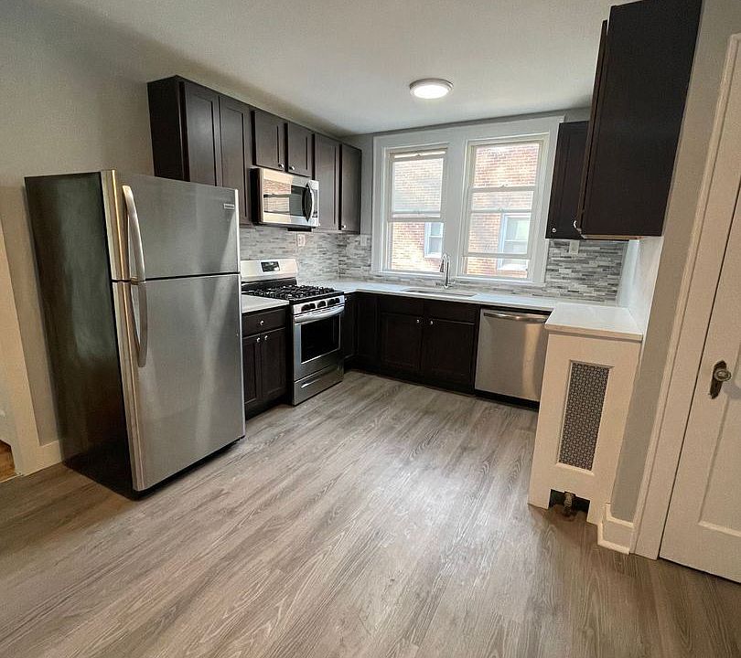 1st image of 275 S Allen St #4